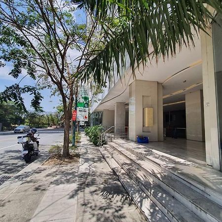 Bgc Taguig Cozy 2 Bedroom Loft, With Stunning Bgc Skyline View! Manila Exterior photo