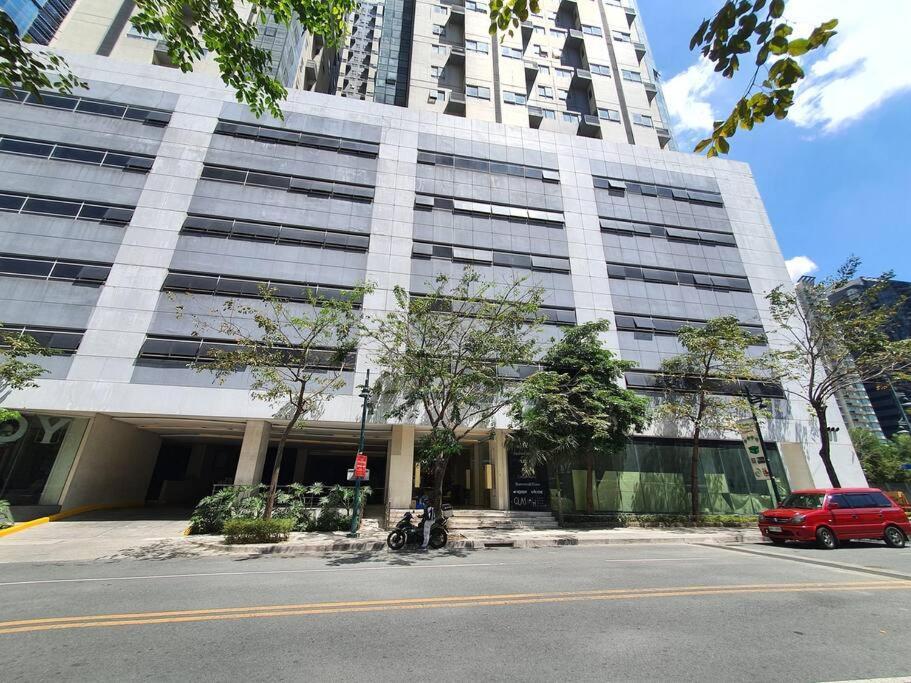 Bgc Taguig Cozy 2 Bedroom Loft, With Stunning Bgc Skyline View! Manila Exterior photo